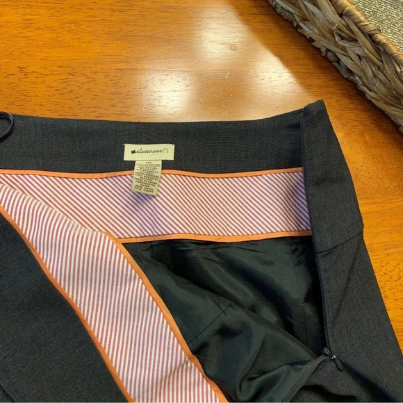 Anthropologie elevenses Button Detailed Zip Up Pencil Skirt, Charcoal, Size 10 - Picture 3 of 5